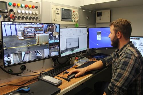 中國(guó)安檢設(shè)備守衛(wèi)歐盟東大門 技術(shù)服務(wù)與區(qū)域安全的雙向賦能